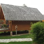 Chambres D'hotes La Canadienne 3*