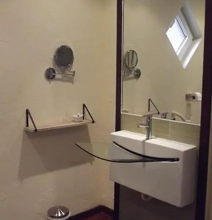 Bed & Breakfast Chambres D'hotes La Canadienne 3*