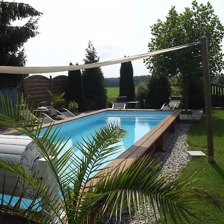 Bed and breakfast Chambres D'hotes La Canadienne