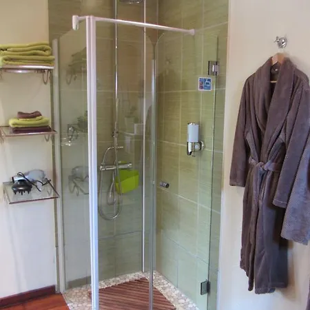 Bed & Breakfast Chambres D'hotes La Canadienne