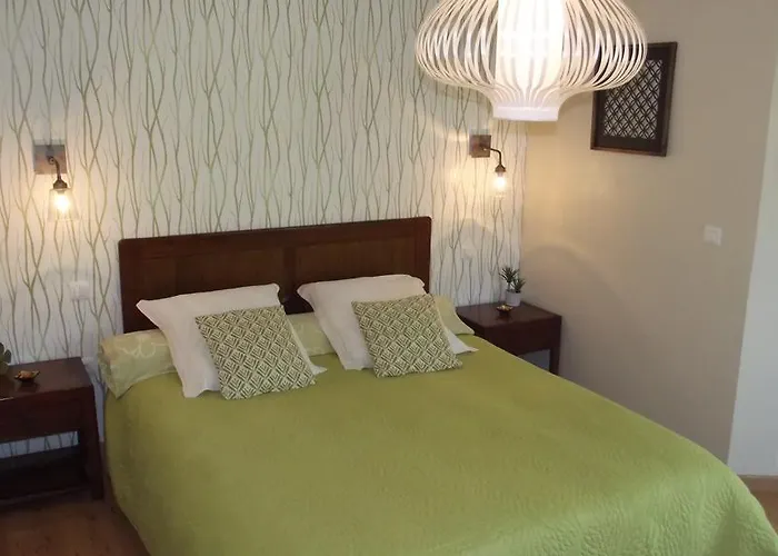 Chambres D'hotes La Canadienne 3*