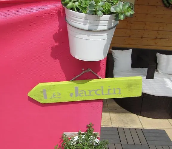 Chambres D'hotes La Canadienne Nocleg ze śniadaniem